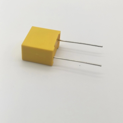 Kondensator z folii polipropylenowej X2 0.33UF/310VAC P15mm L25mm