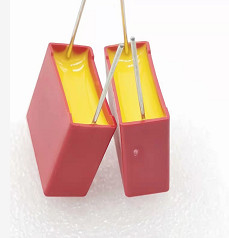 2.2uF PBT BOX Metalizowany kondensator z folii polipropylenowej Ognioodporny